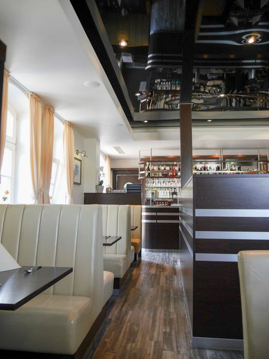 Böhler Landgang Café Restaurant Sankt Peter-Ording Titel 01 unser Gastraum